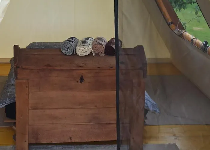 Luxusní stan Na Vrtu K25 Gradac