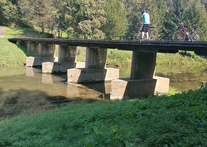 Na Vrtu K25 * Gradac